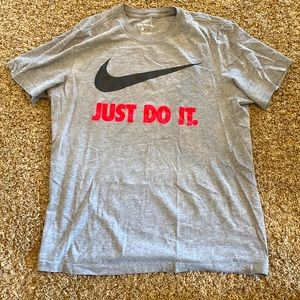 Nike Short Sleeve - Just do it.
